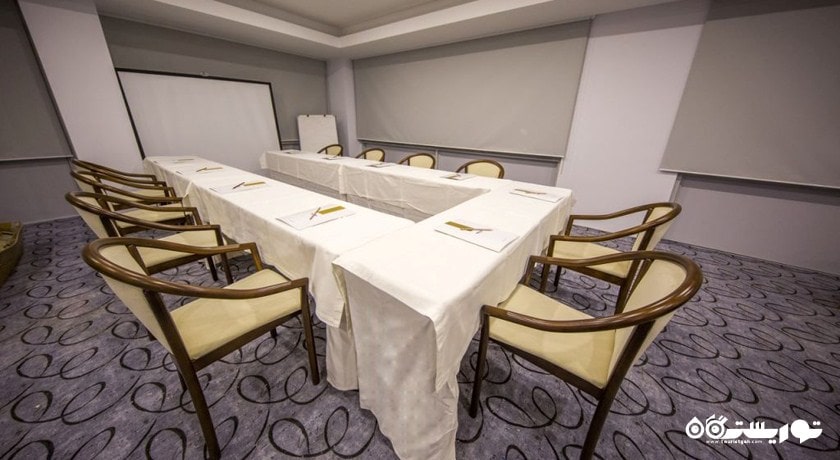 اتاق برگزاری جلسات و همایش